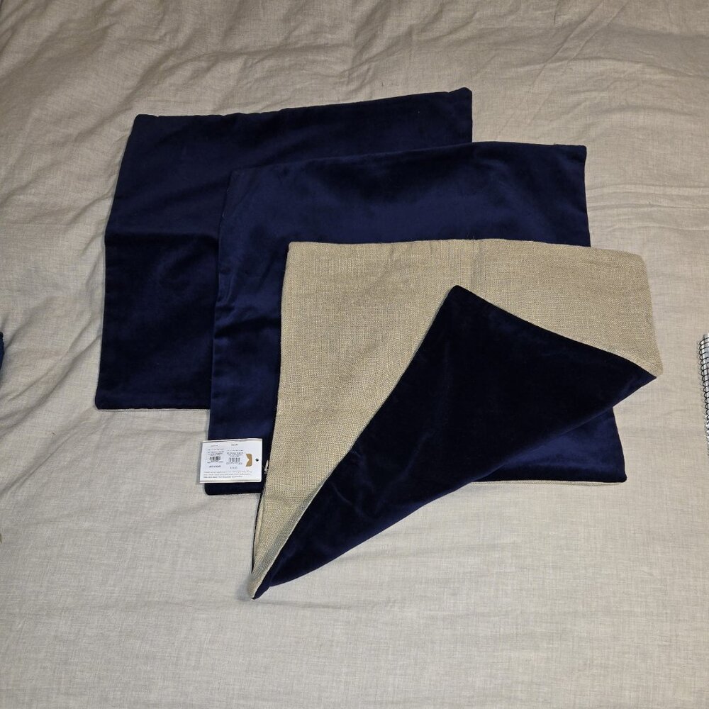 Pottery Barn ONE NWT NWOT navy blue velvet / linen pillow cover 3 avl